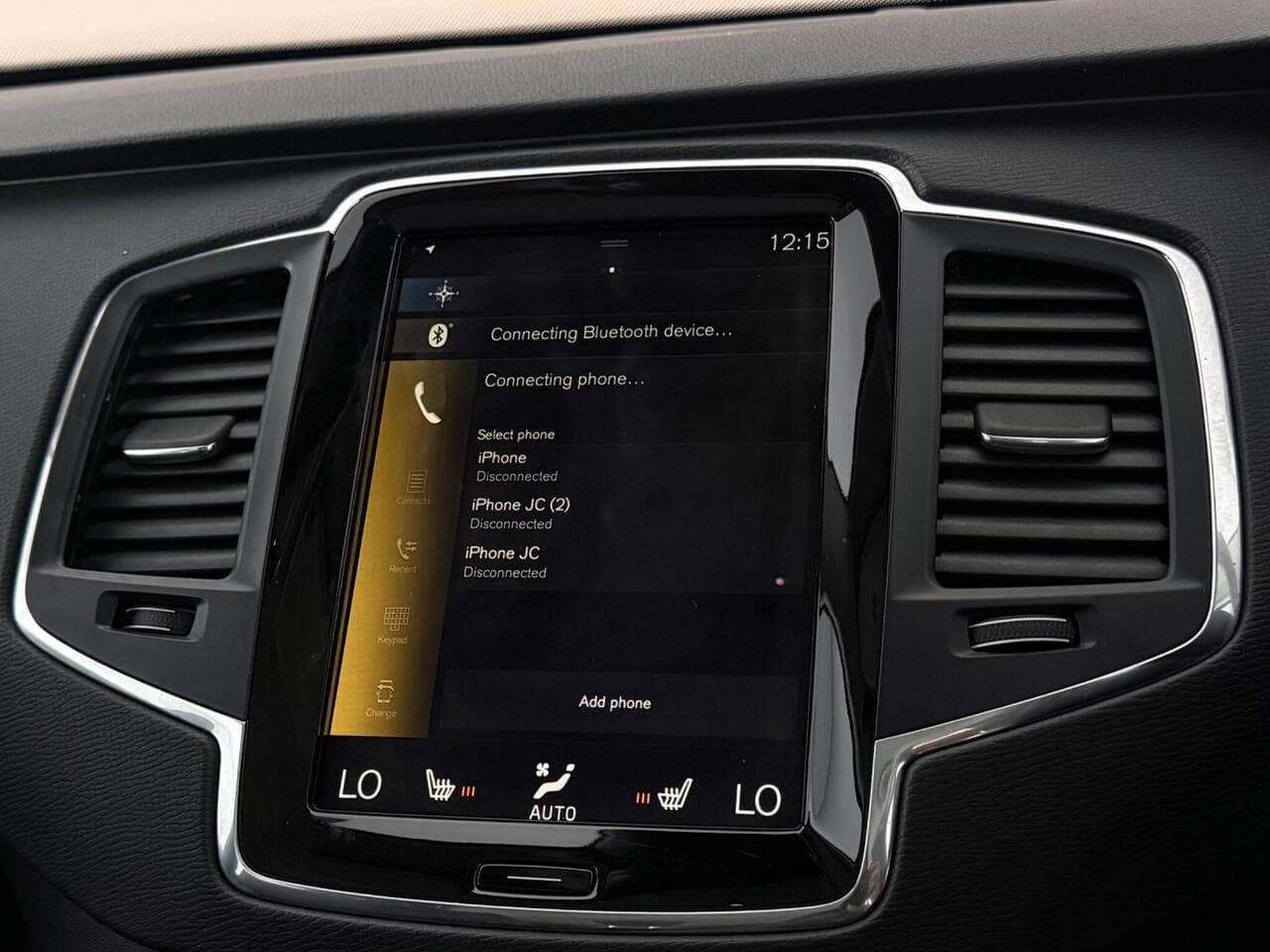 Volvo XC90 thumbnail Infotainment System
