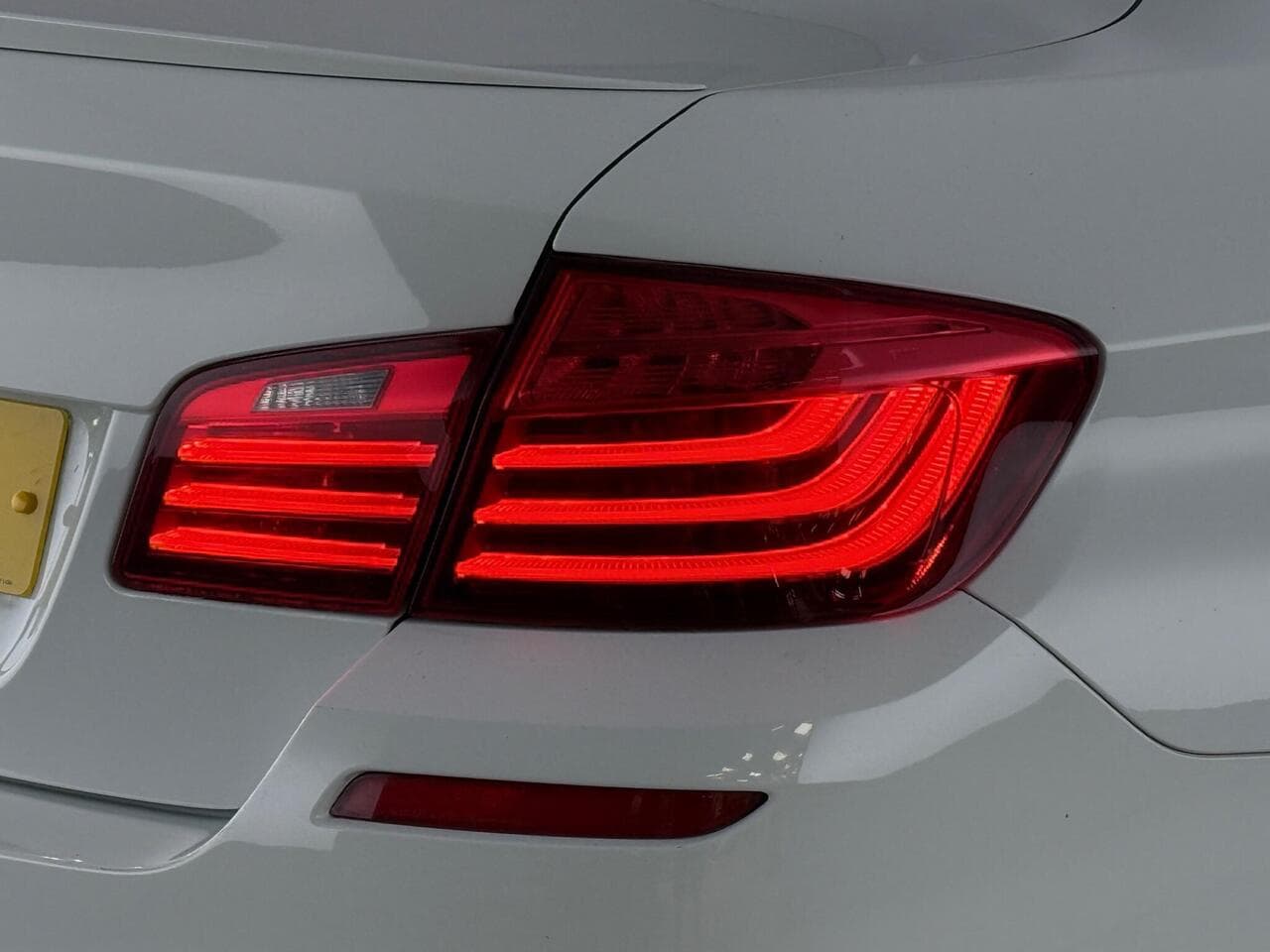 BMW 5 Series thumbnail Lights Rear