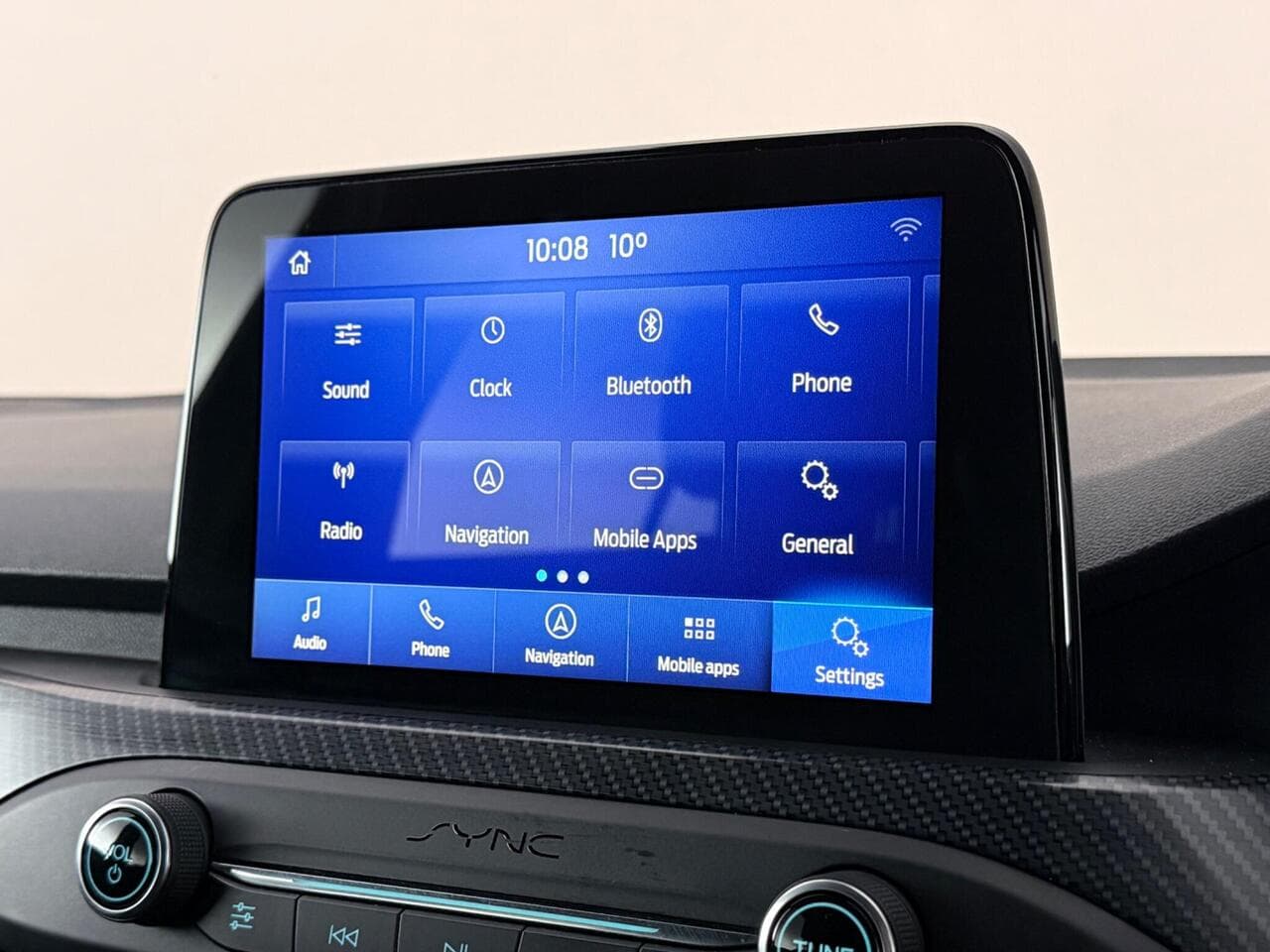 Ford Focus thumbnail Infotainment System