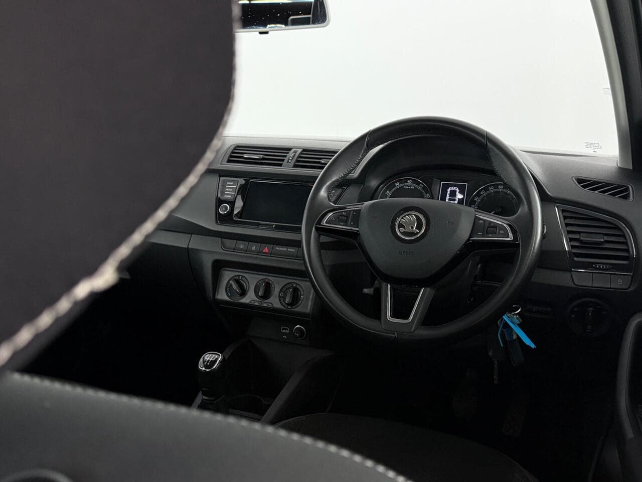 Skoda Fabia thumbnail Interior Front
