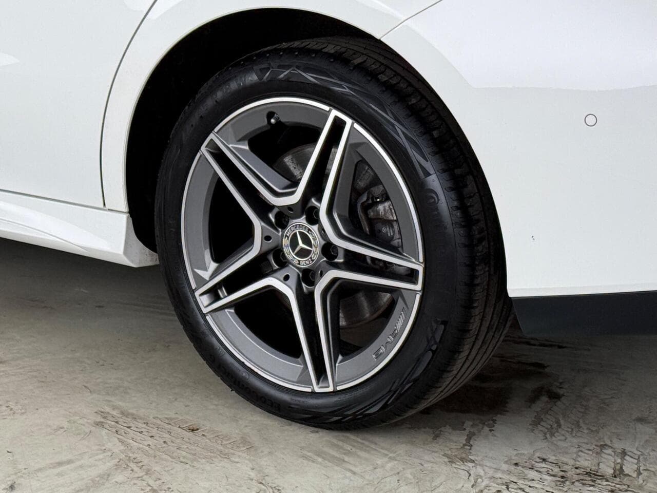 Mercedes-Benz CLA thumbnail Wheel
