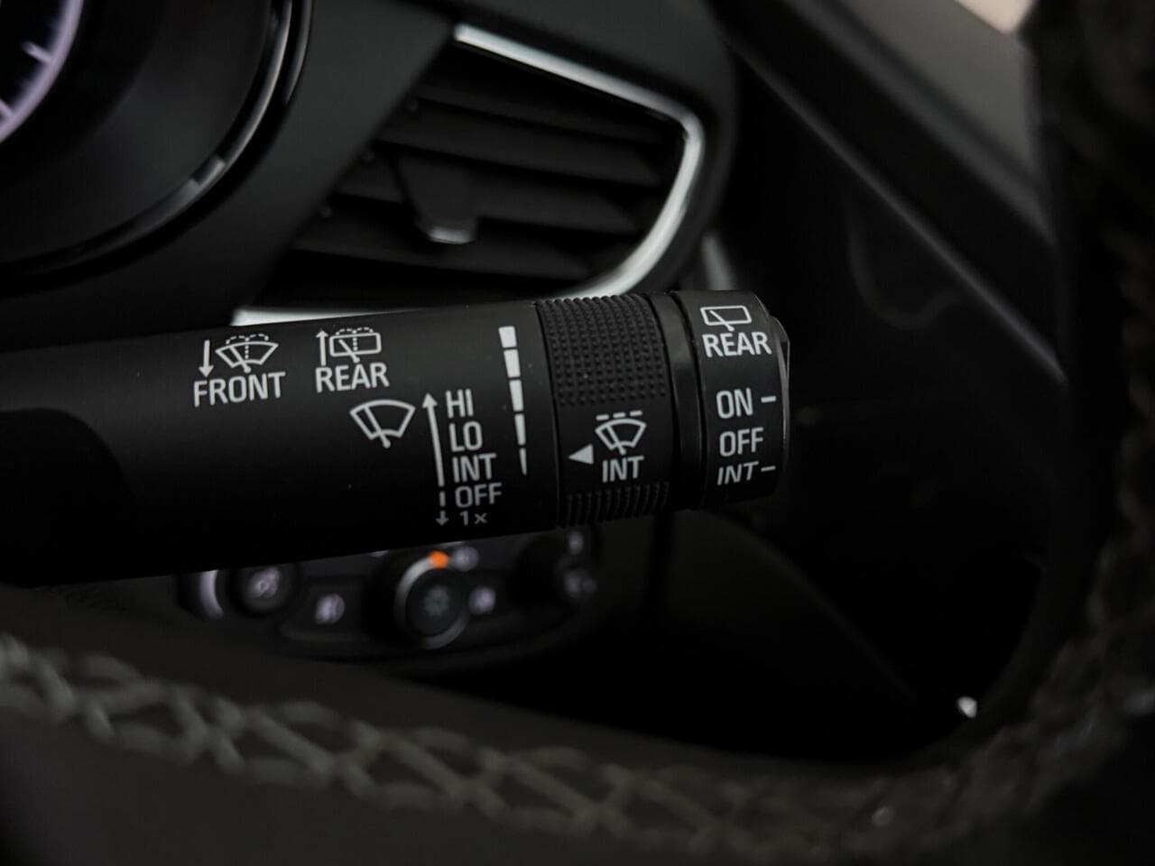 Vauxhall Mokka X thumbnail Misc Controls