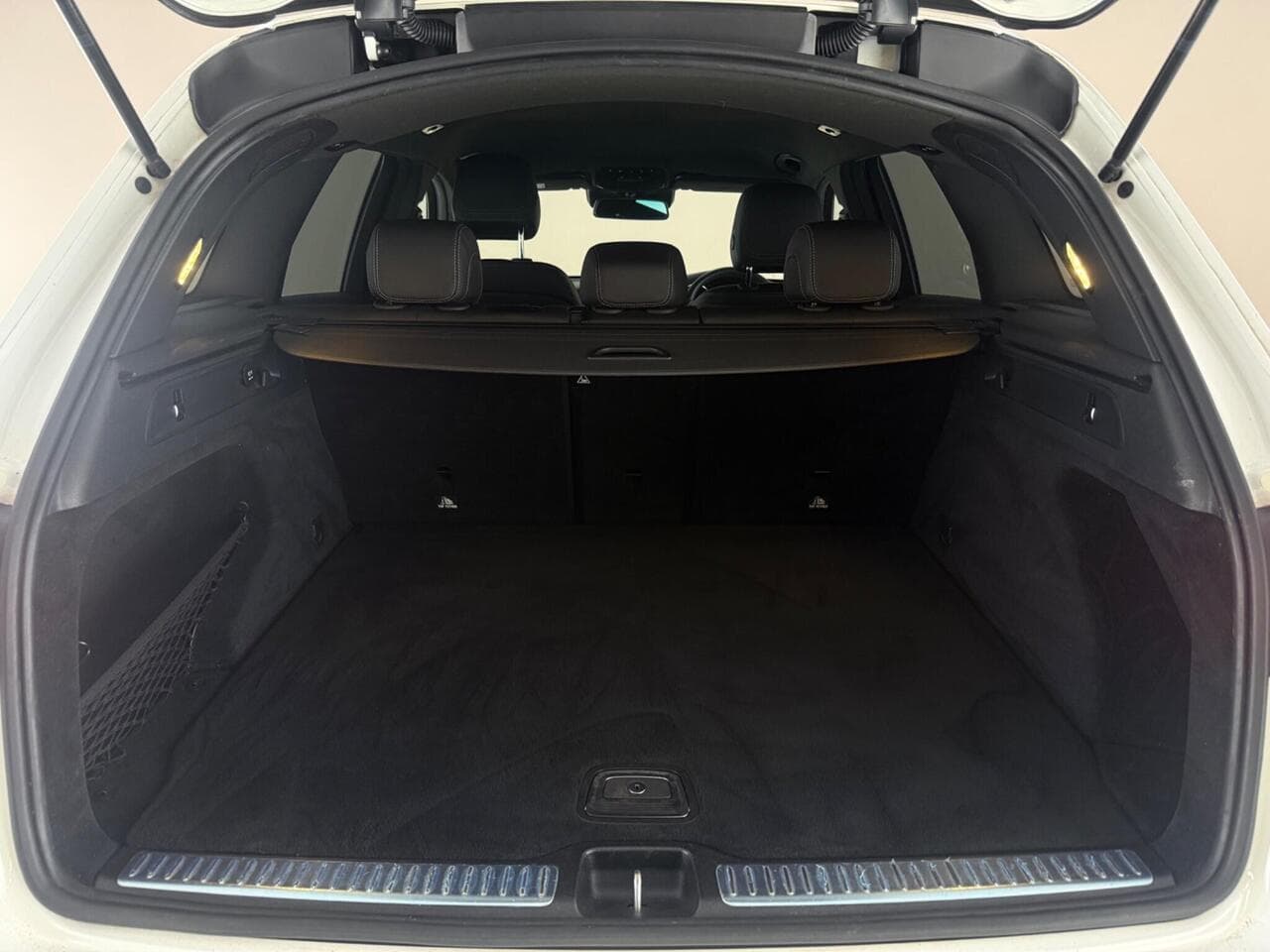 Mercedes-Benz GLC thumbnail Boot