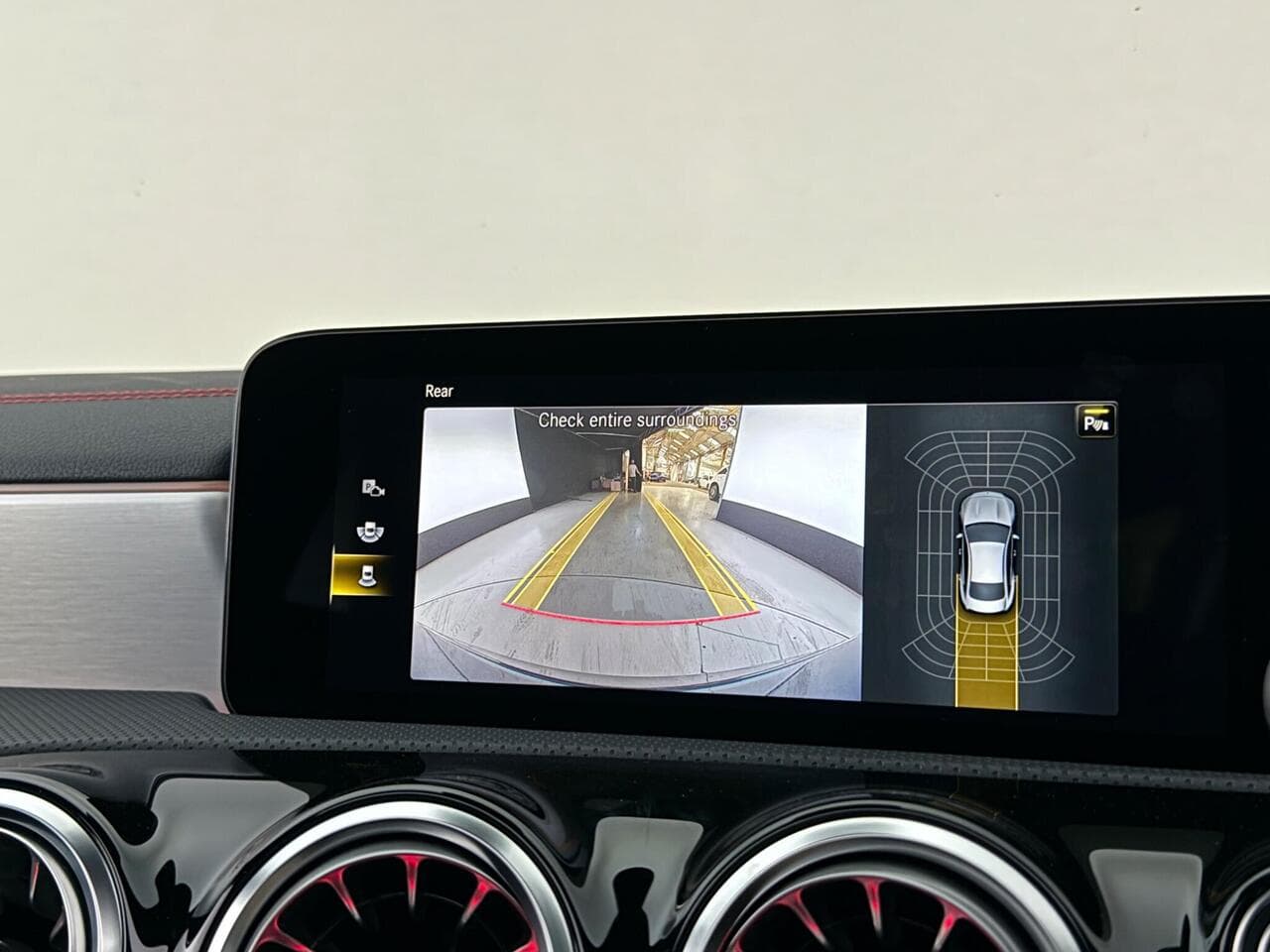 Mercedes-Benz CLA thumbnail Infotainment System