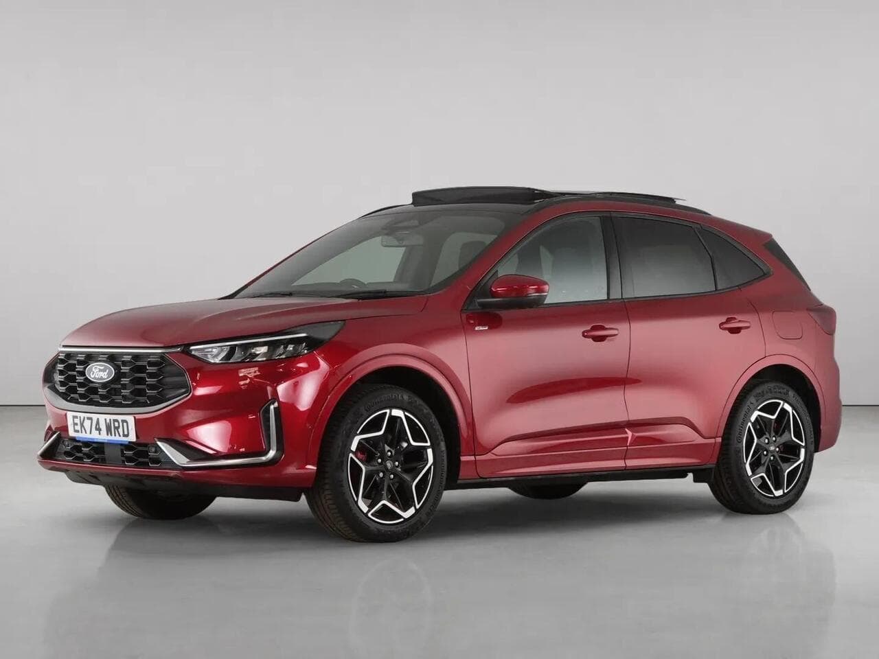 Ford Kuga thumbnail Front Left