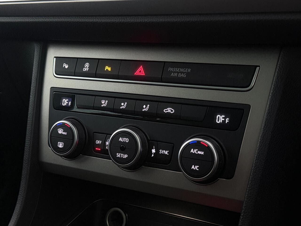 SEAT Ateca thumbnail Misc Controls