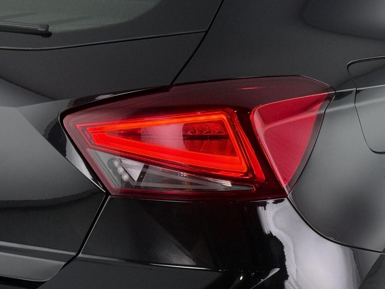 SEAT Ibiza thumbnail Lights Rear