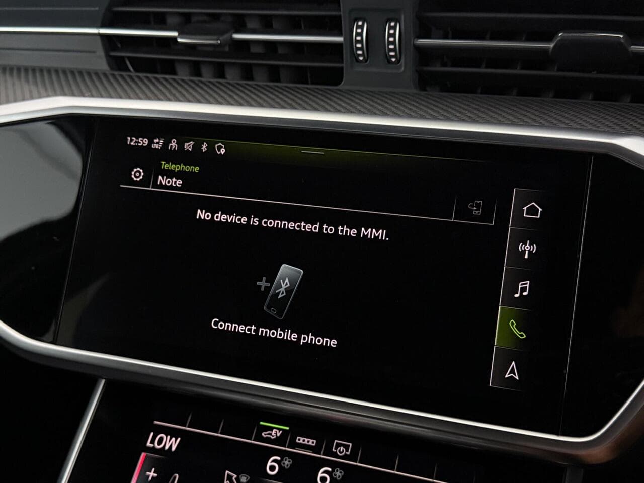 Audi A6 Avant thumbnail Infotainment System