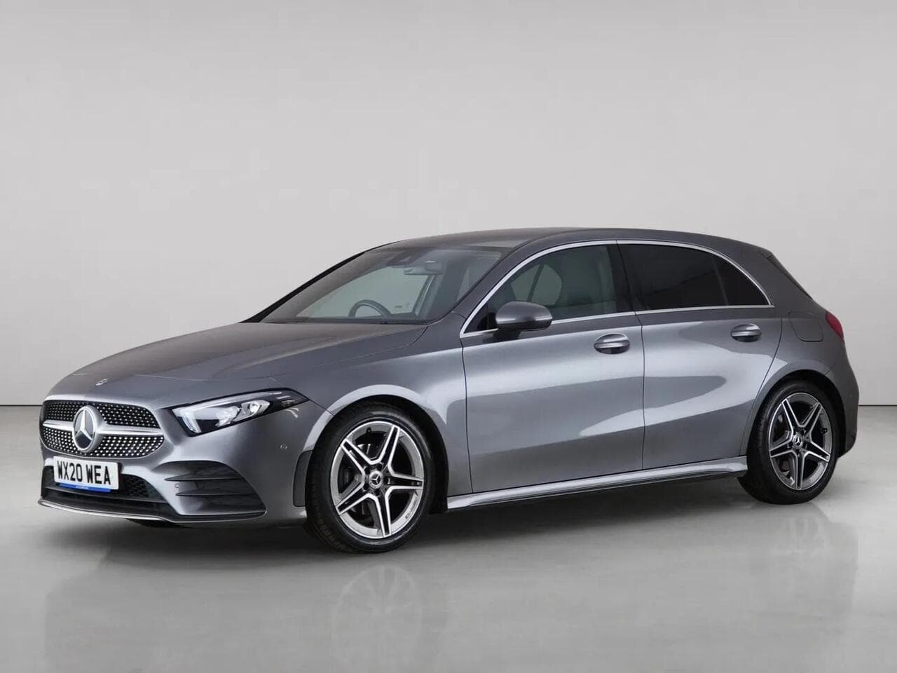 Mercedes-Benz A Class thumbnail Front Left