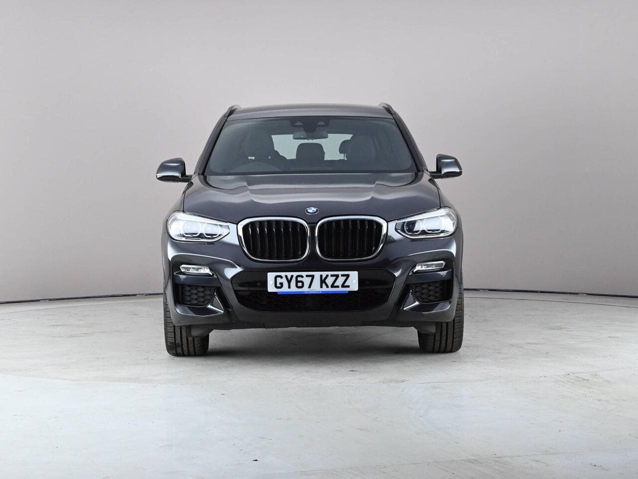 BMW X3 thumbnail Front
