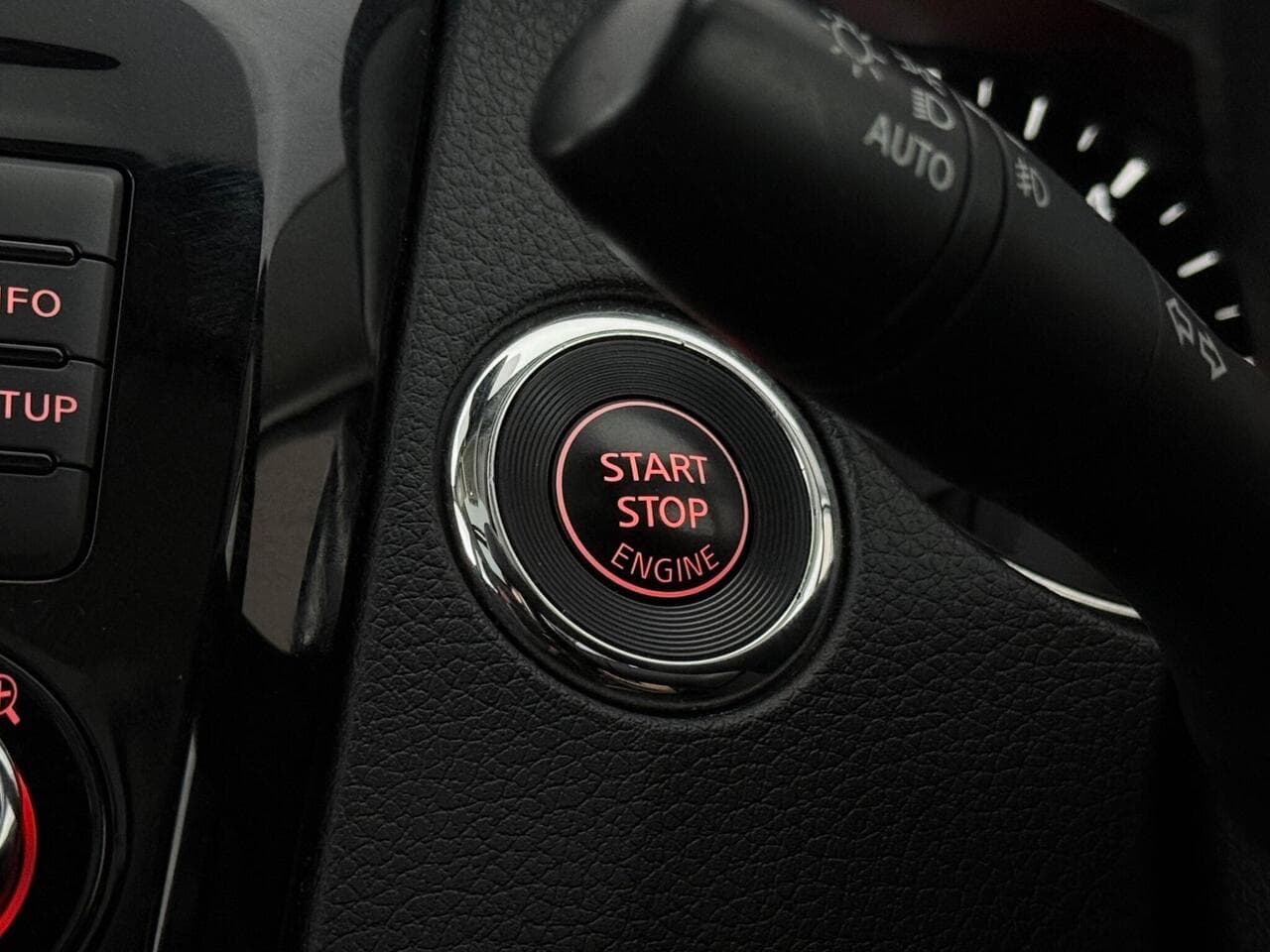Nissan X-Trail thumbnail Misc Controls