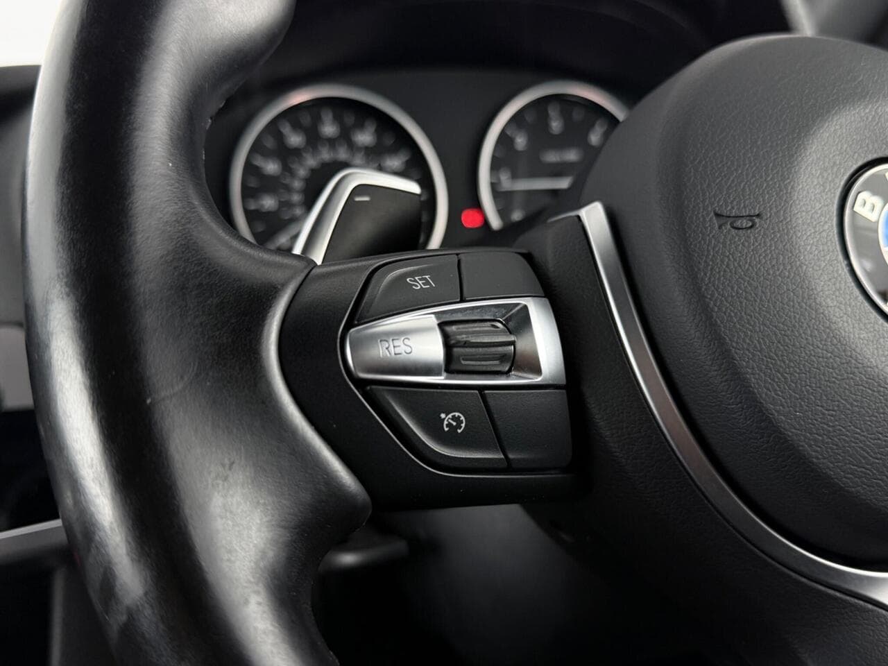BMW X3 thumbnail Misc Controls