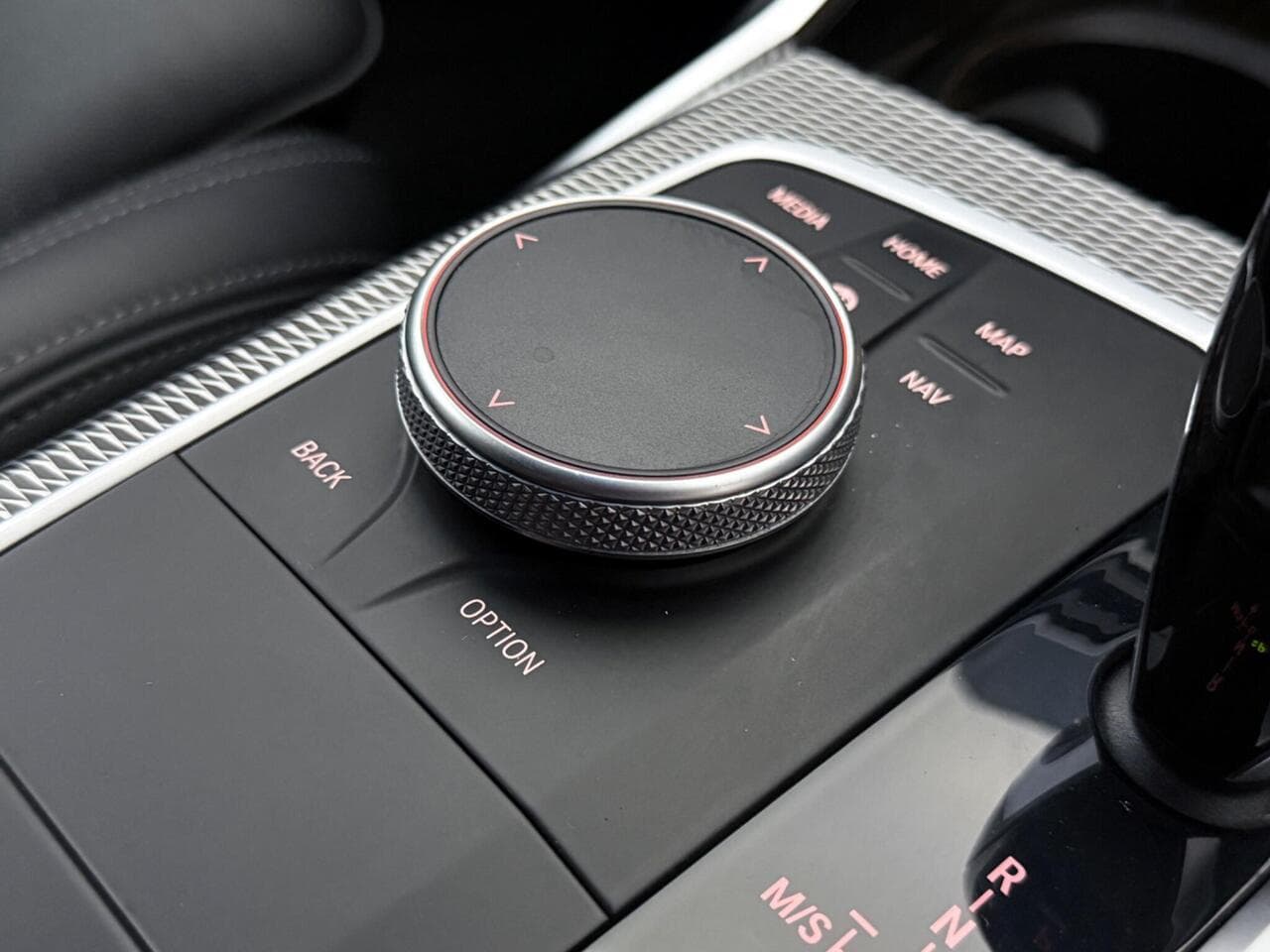BMW 3 Series thumbnail Misc Controls