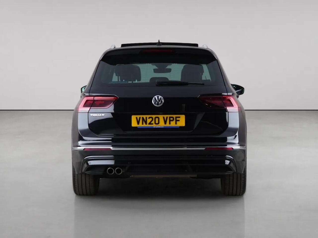 Volkswagen Tiguan thumbnail Rear