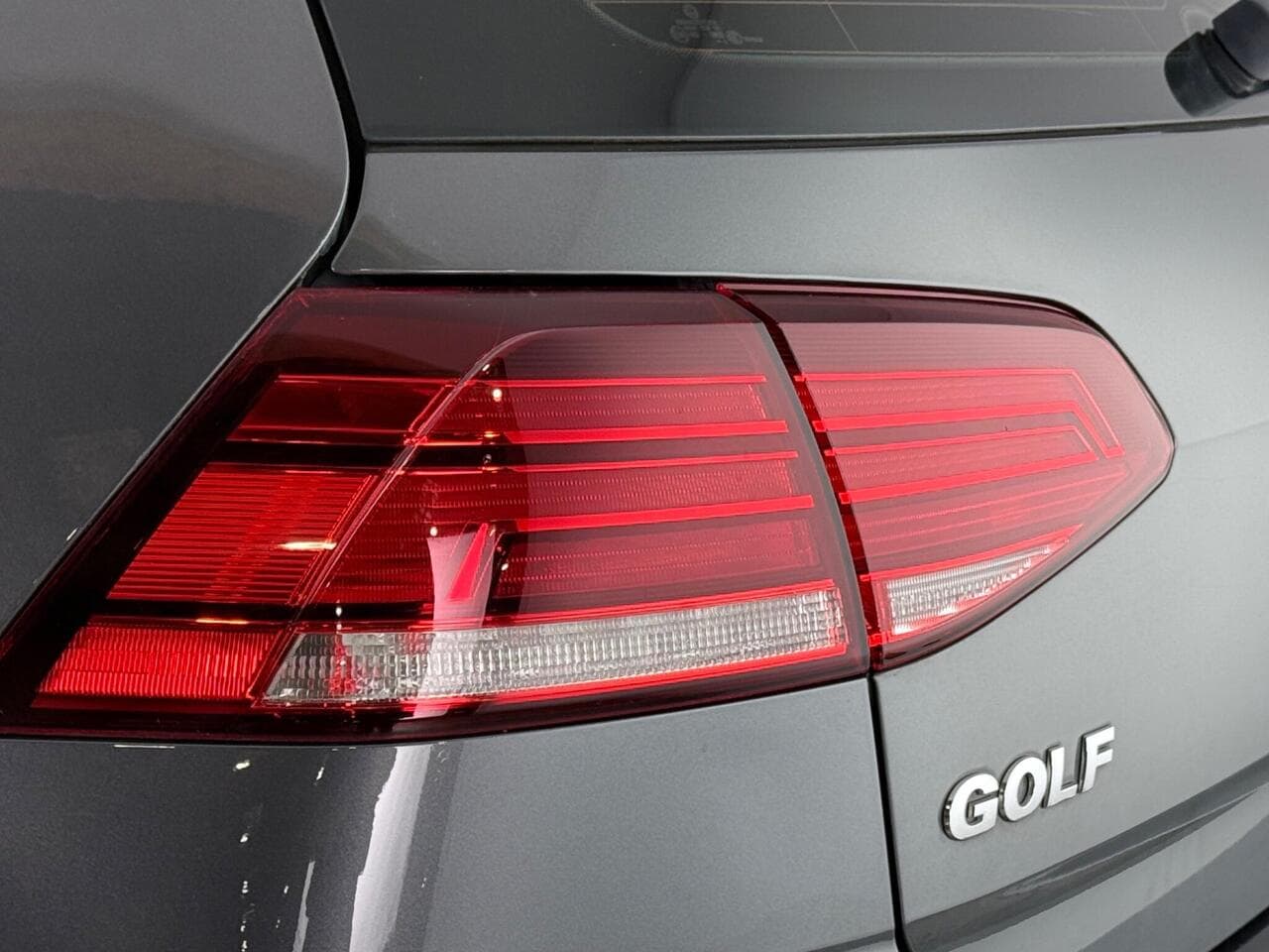 Volkswagen Golf thumbnail Lights Rear