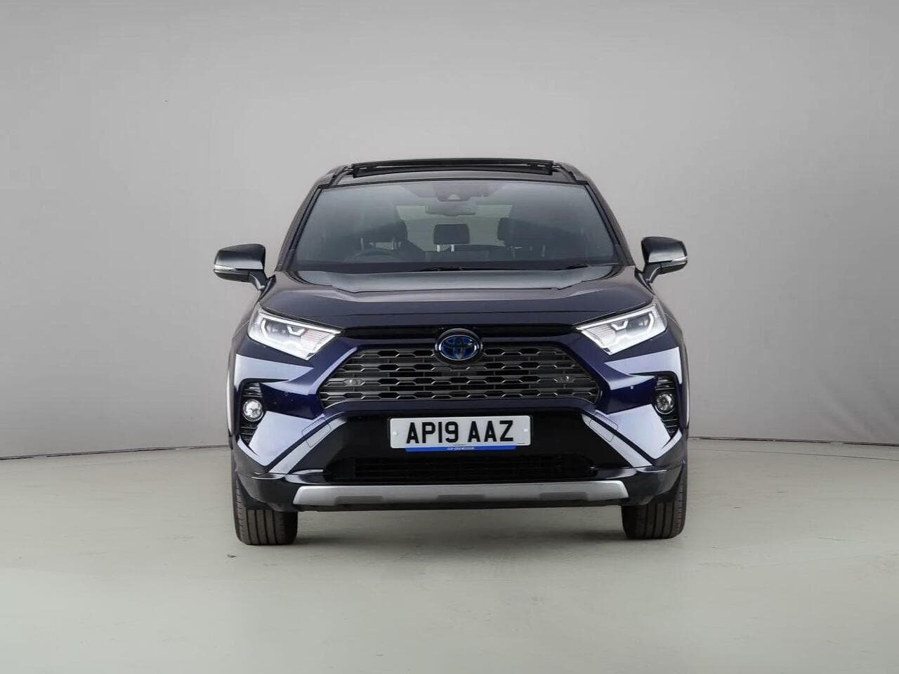 Toyota RAV4 thumbnail Front