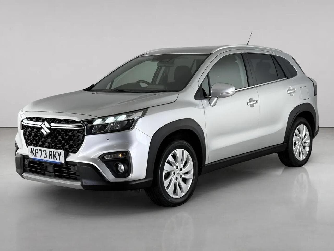 Suzuki S-Cross thumbnail Front Left
