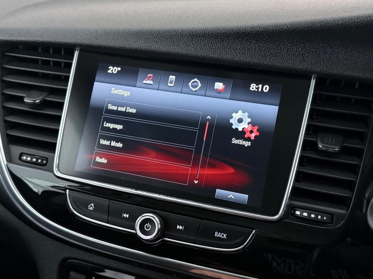 Vauxhall Mokka X thumbnail Infotainment System