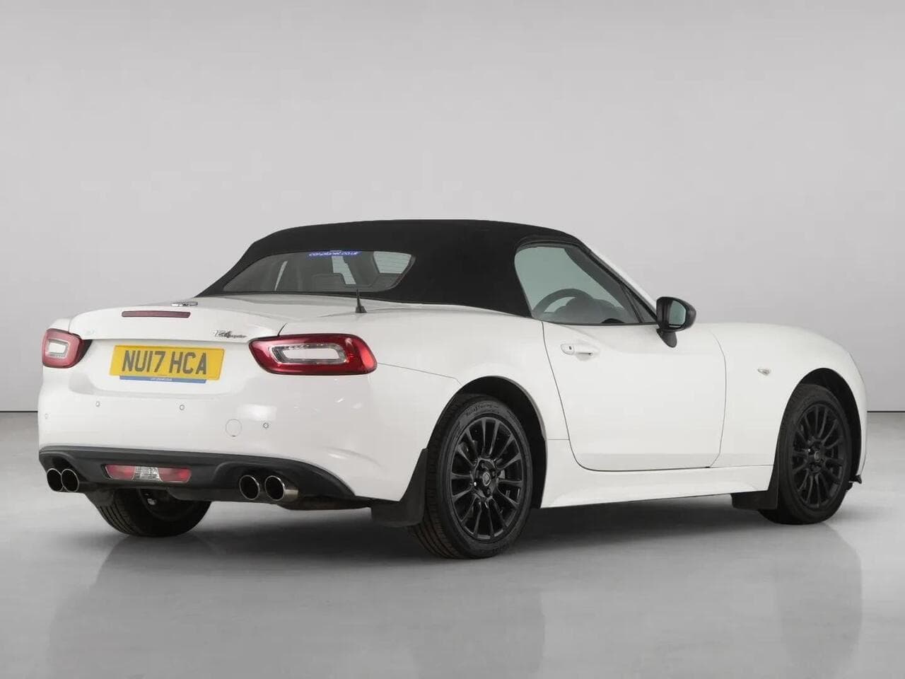 Fiat 124 Spider thumbnail Rear Right