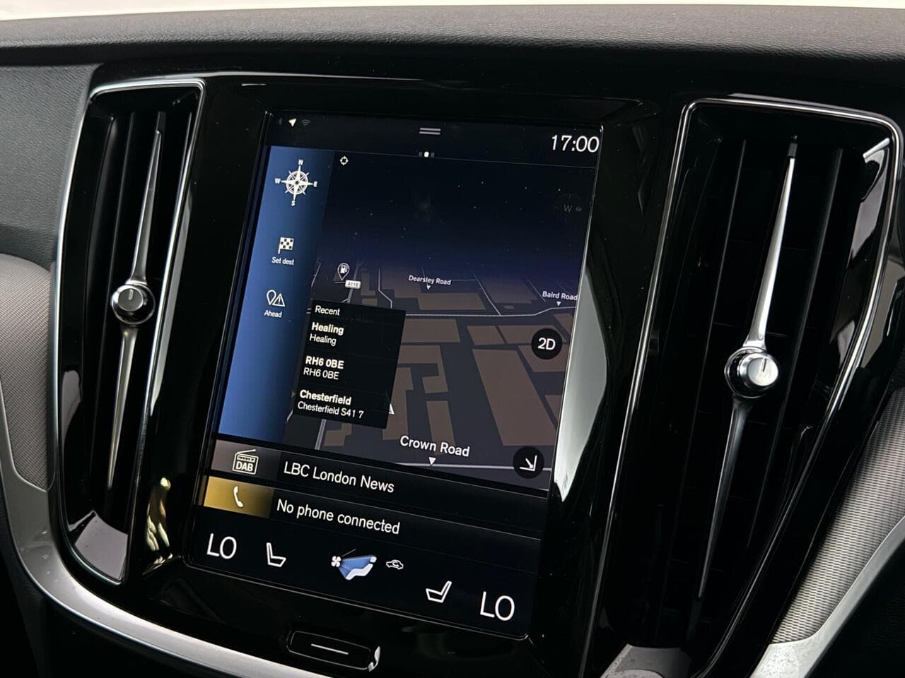 Volvo S60 thumbnail Infotainment System