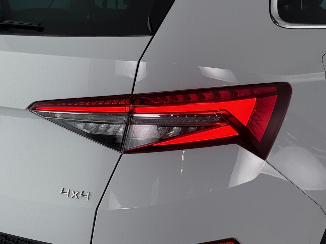 Skoda Kodiaq thumbnail Lights Rear