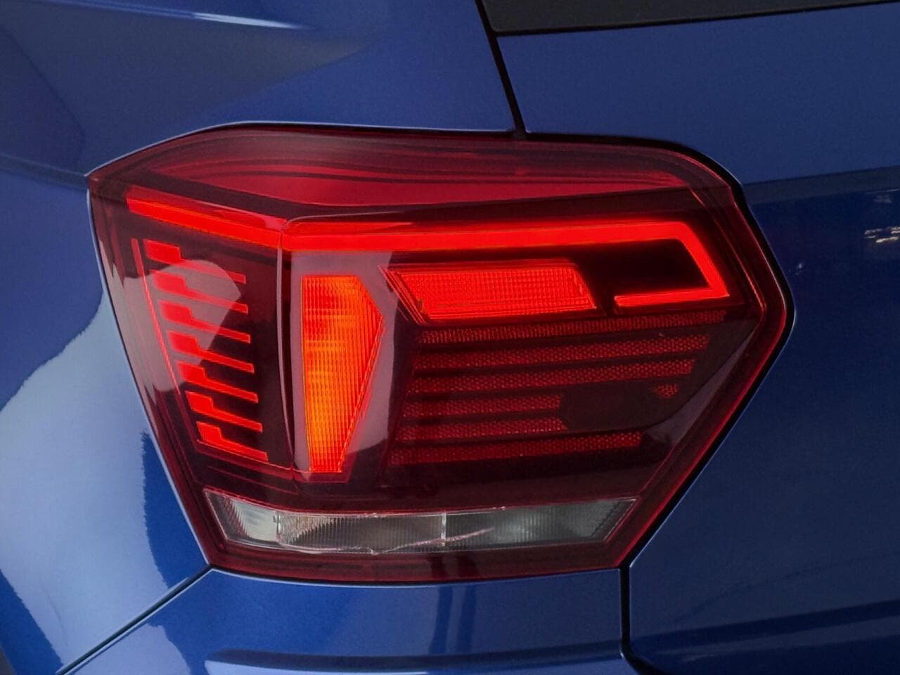 Volkswagen Polo thumbnail Lights Rear
