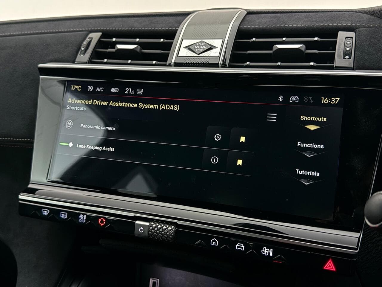 DS AUTOMOBILES DS 7 thumbnail Infotainment System