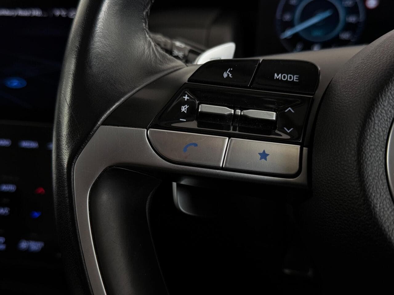 Hyundai TUCSON thumbnail Misc Controls