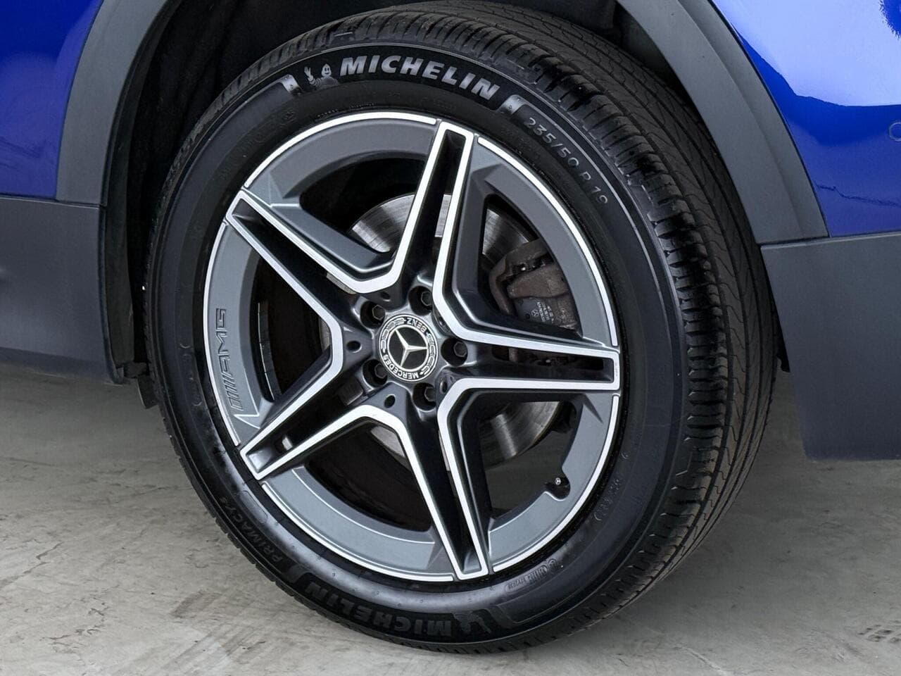 Mercedes-Benz GLB thumbnail Wheel