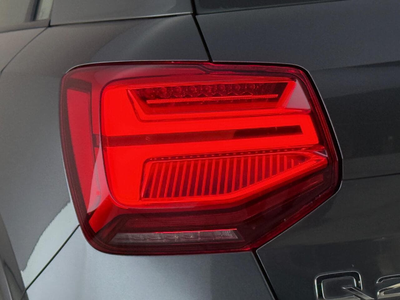 Audi Q2 thumbnail Lights Rear