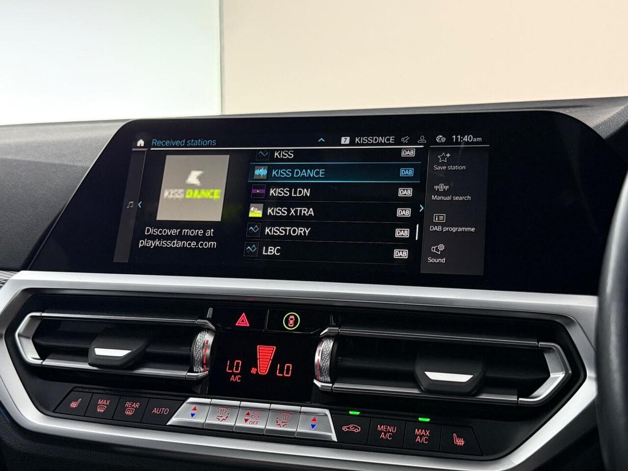 BMW 3 Series thumbnail Infotainment System