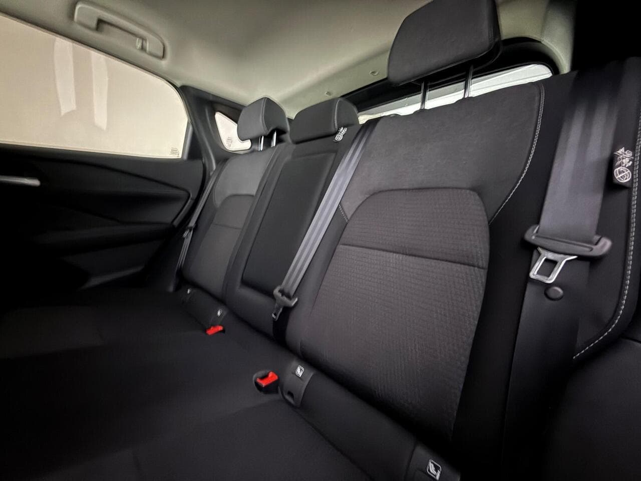 Nissan Qashqai thumbnail Seats Rear