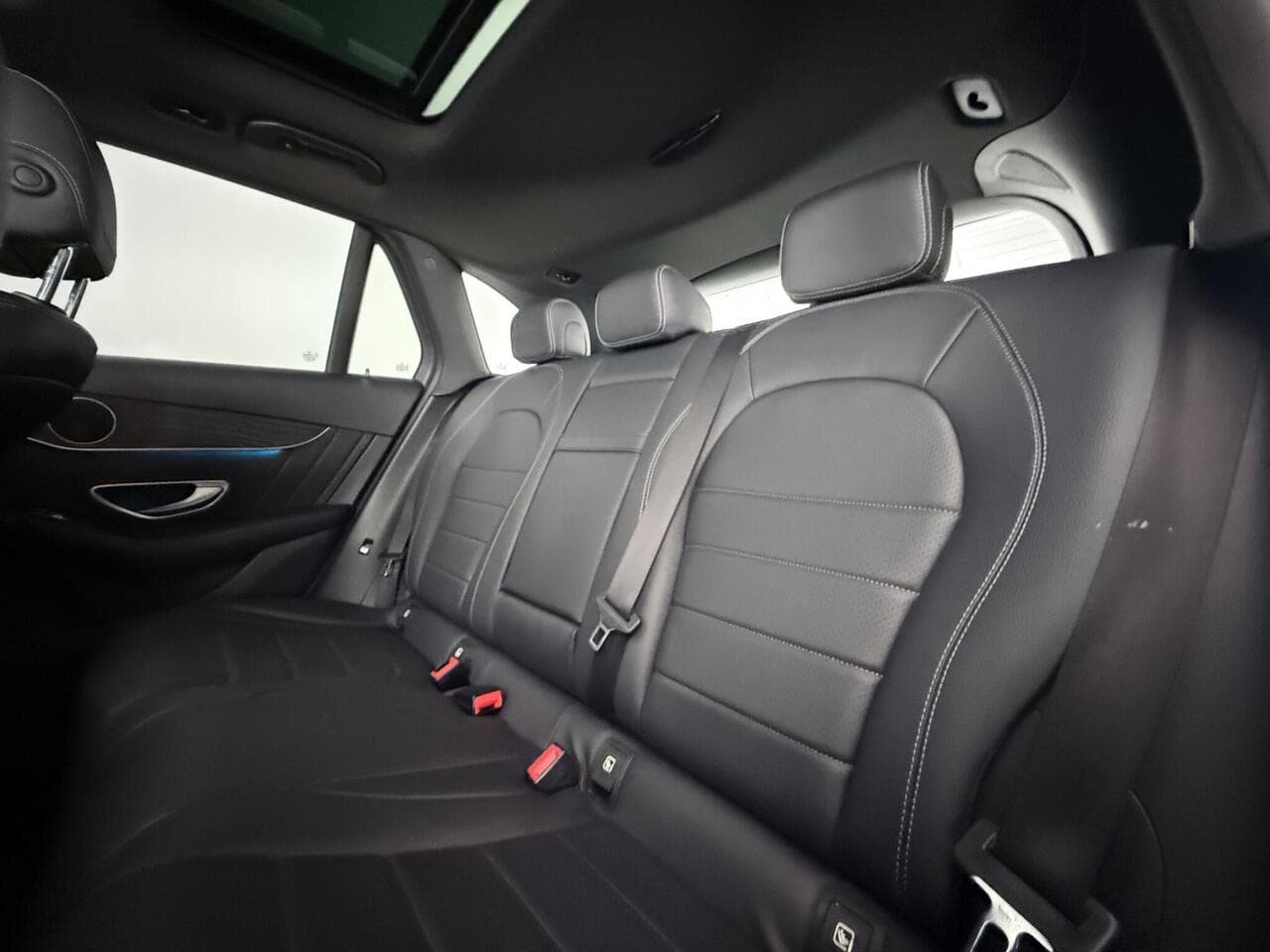 Mercedes-Benz GLC thumbnail Seats Rear