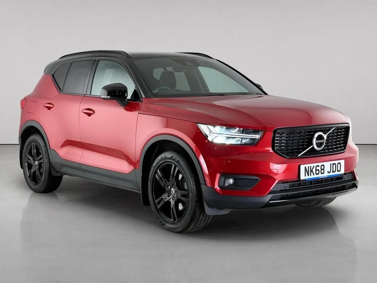 Volvo XC40 - Volvo XC40 2.0 D4 R-Design Auto AWD Euro 6 (s/s) 5dr