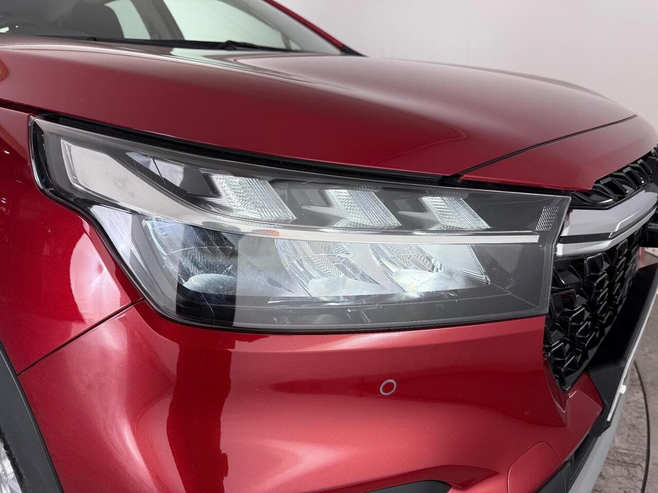Suzuki S-Cross thumbnail Lights Front