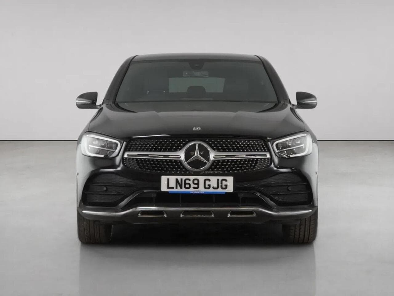 Mercedes-Benz GLC thumbnail Front