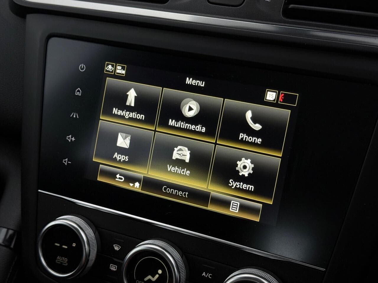 Renault Kadjar thumbnail Infotainment System