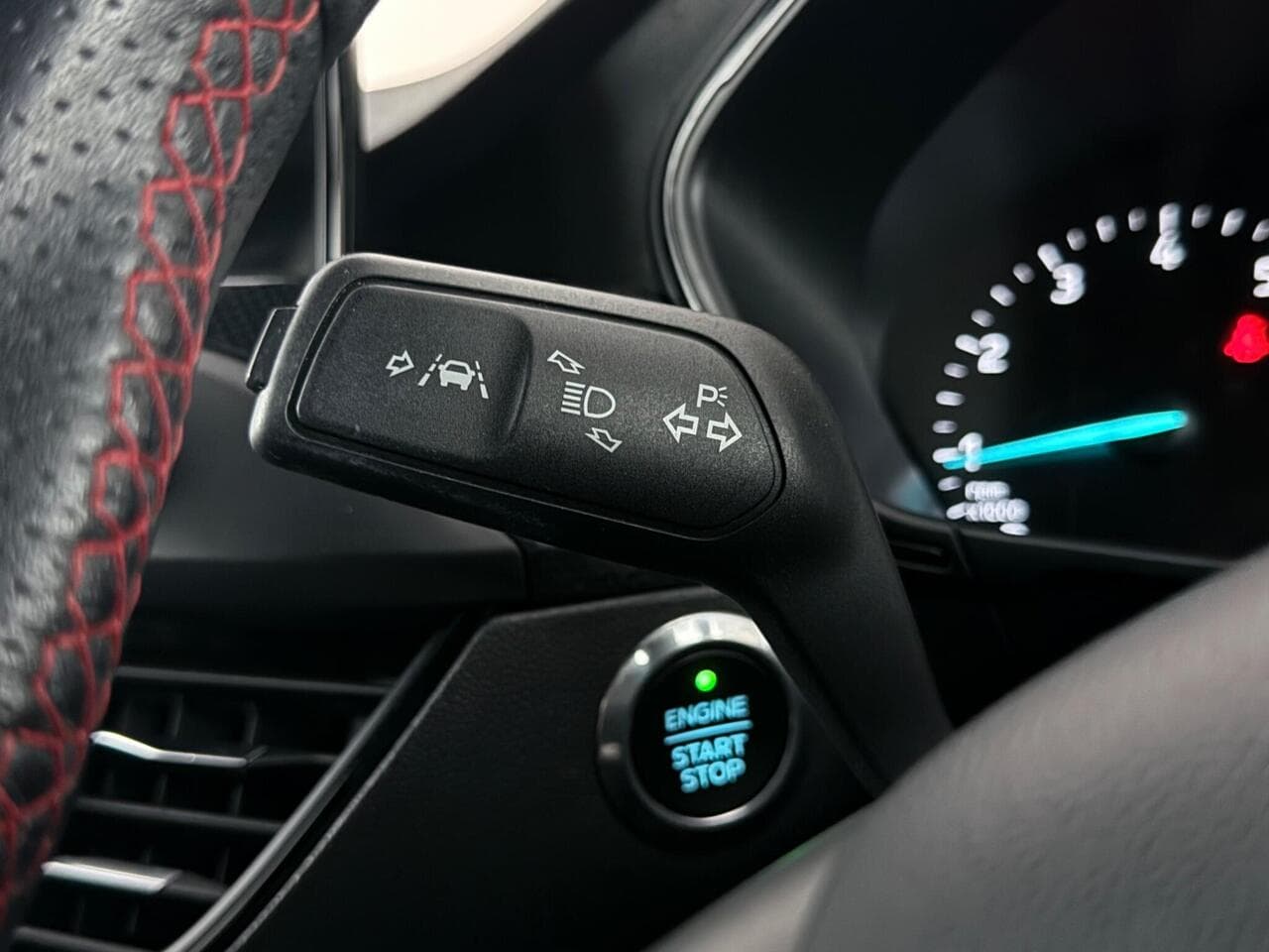 Ford Focus thumbnail Misc Controls