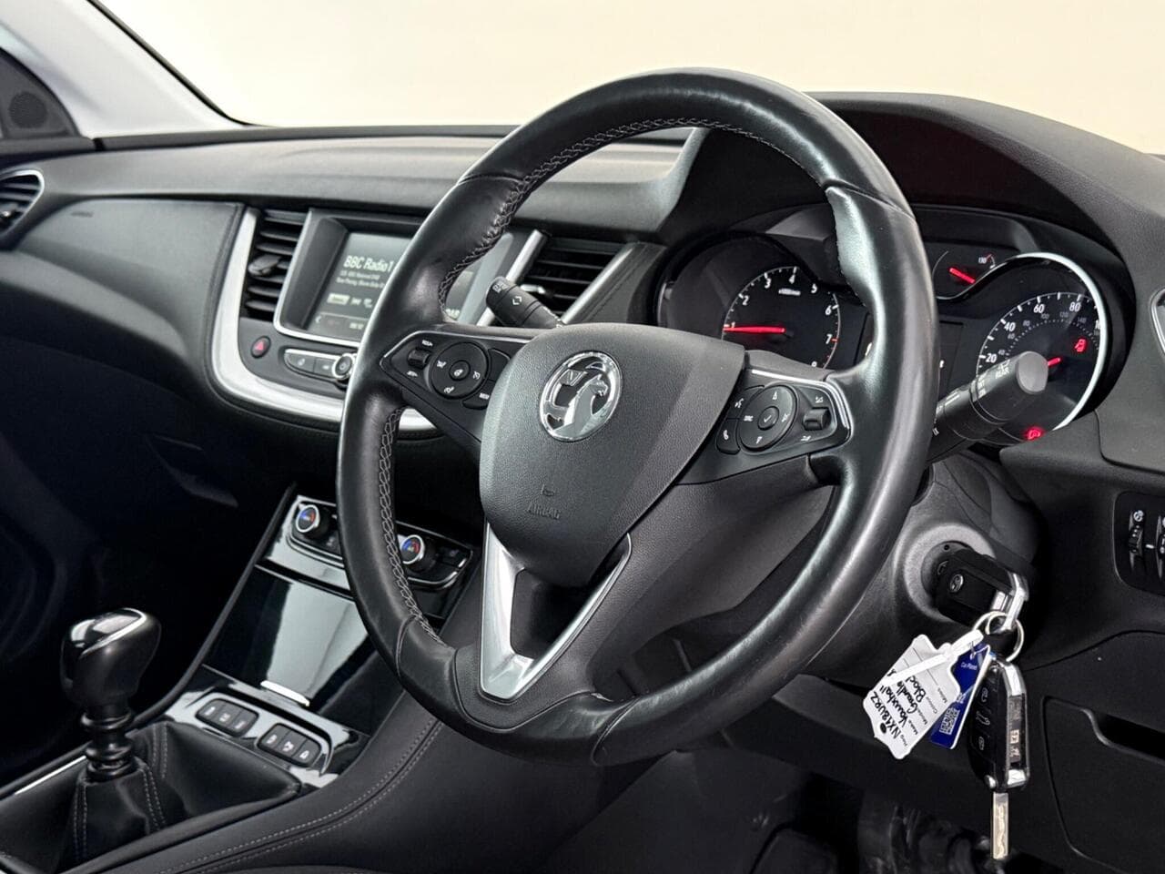 Vauxhall Grandland X thumbnail Steering Wheel