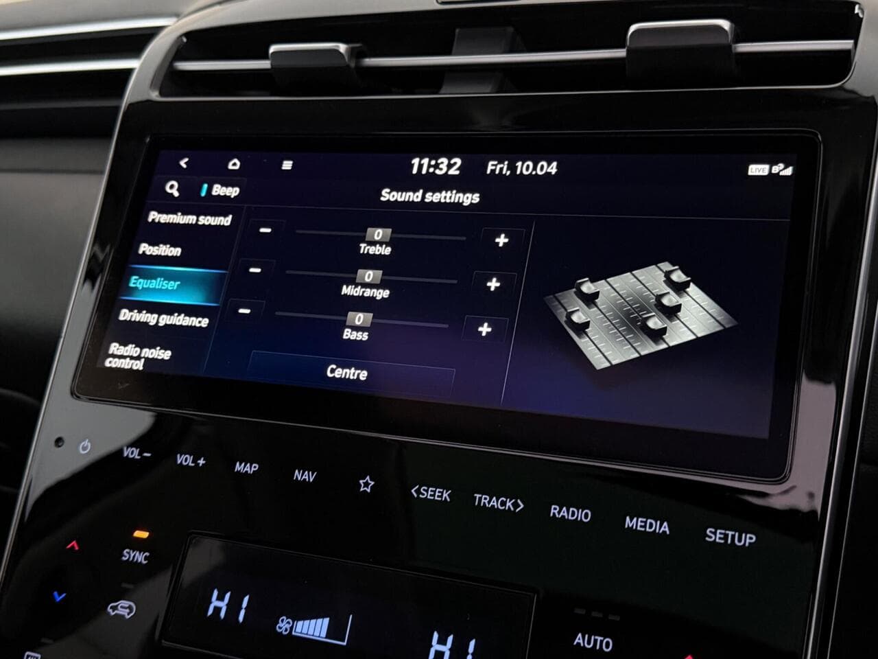 Hyundai TUCSON thumbnail Infotainment System