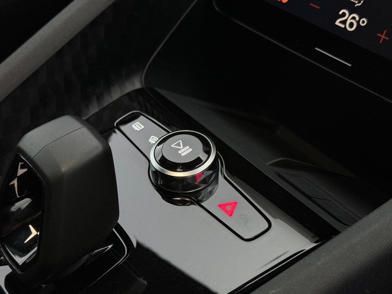 Polestar Polestar 2 thumbnail Interior Front
