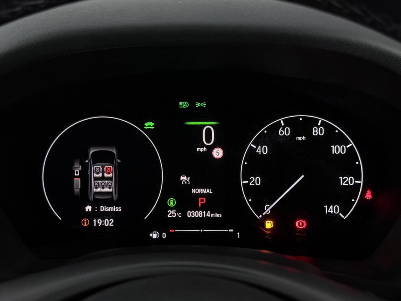 Honda HR-V thumbnail Driver Instruments