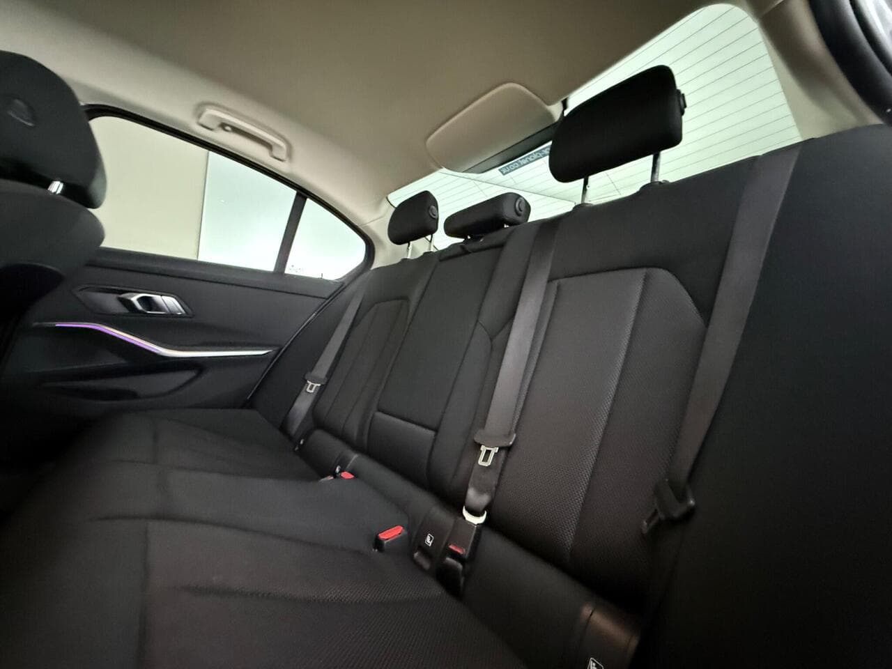BMW 3 Series thumbnail Seats Rear