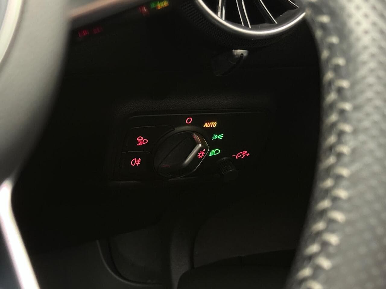 Audi TT thumbnail Misc Controls