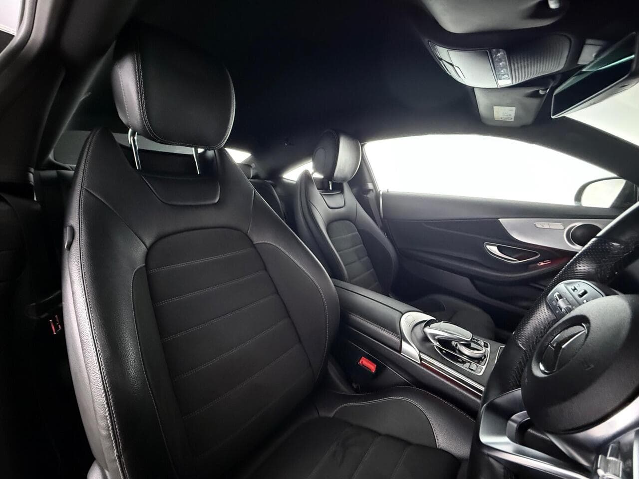 Mercedes-Benz C Class thumbnail Seat Driver