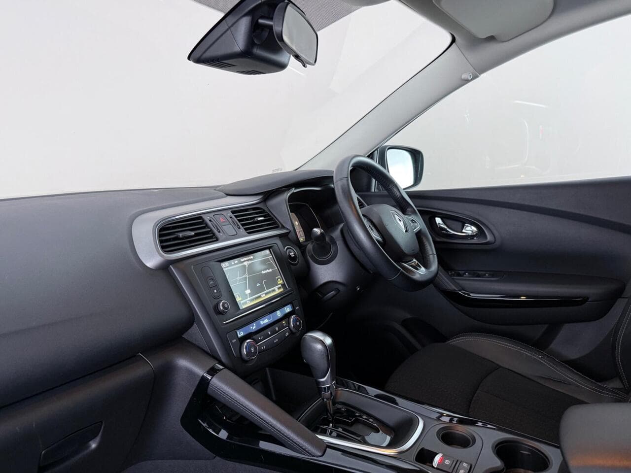 Renault Kadjar thumbnail Interior Front