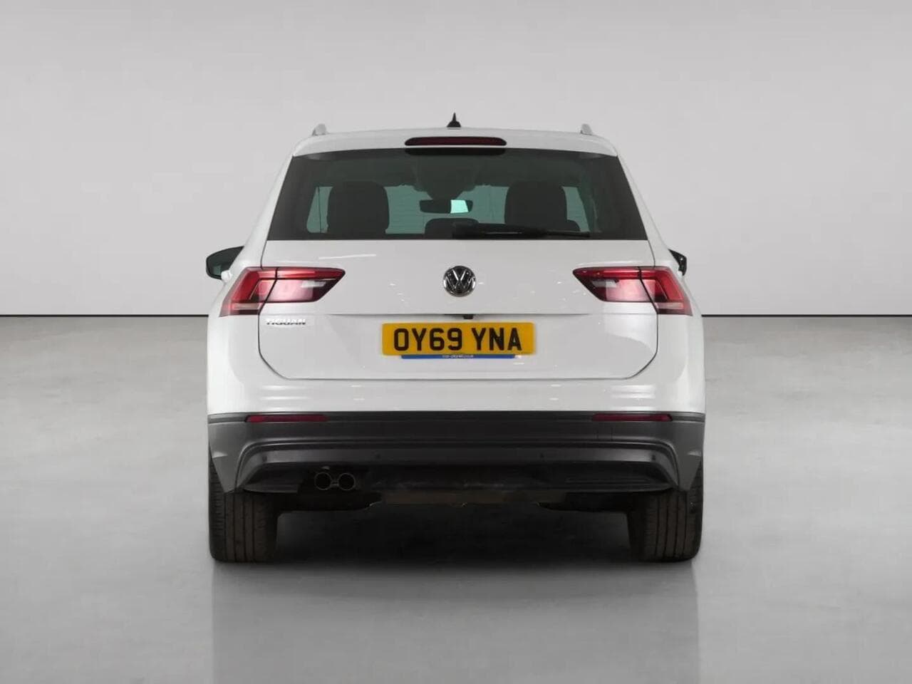 Volkswagen Tiguan thumbnail Rear