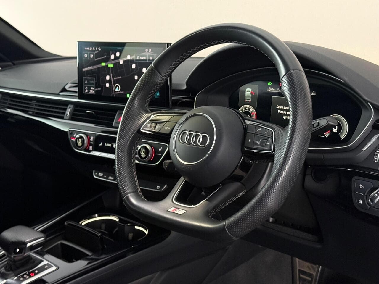 Audi A5 thumbnail Steering Wheel