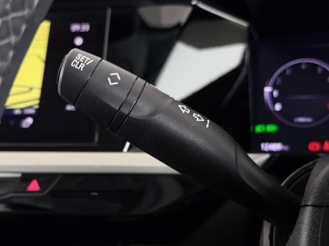 Vauxhall Grandland thumbnail Misc Controls