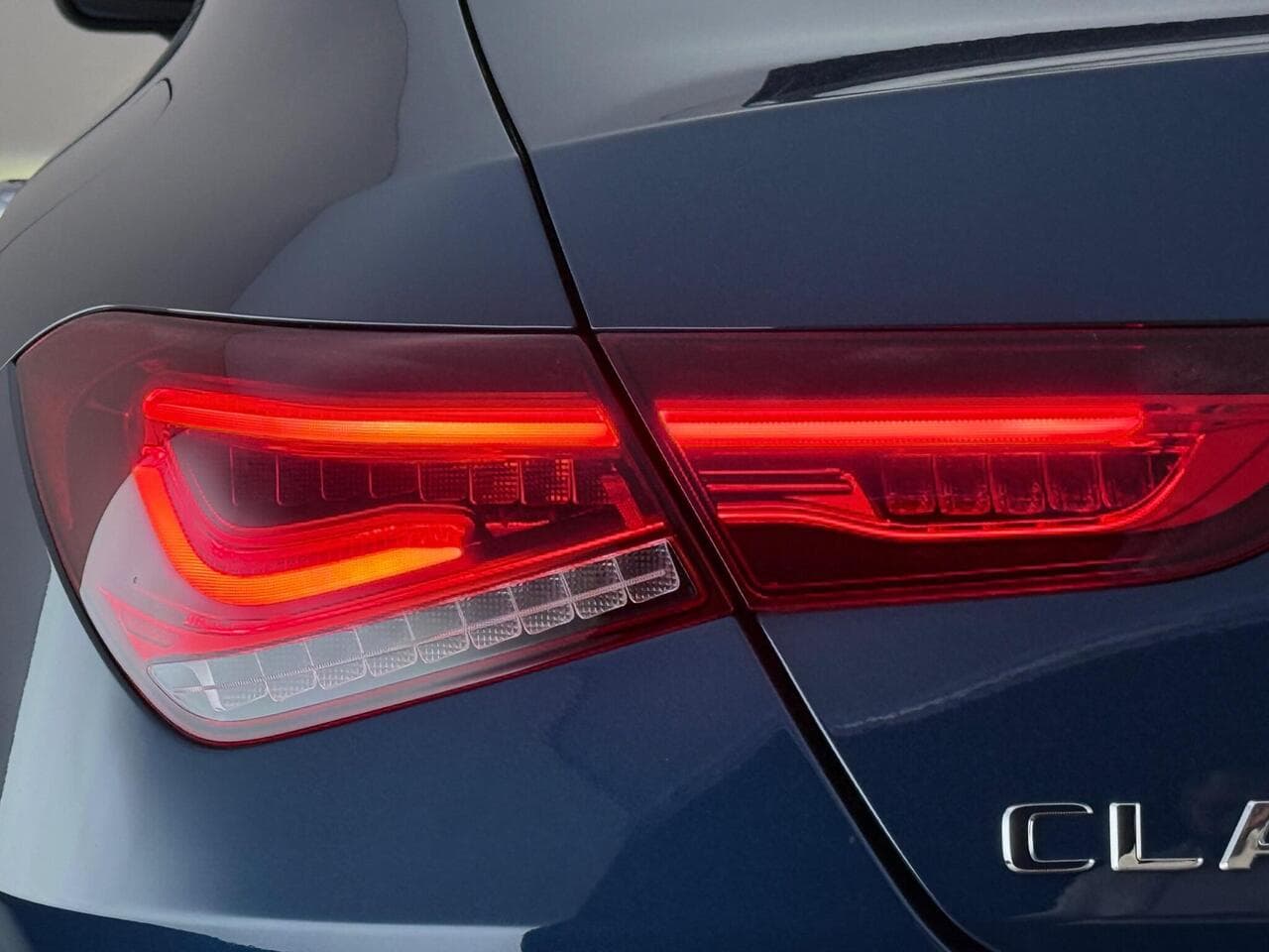 Mercedes-Benz CLA thumbnail Lights Rear
